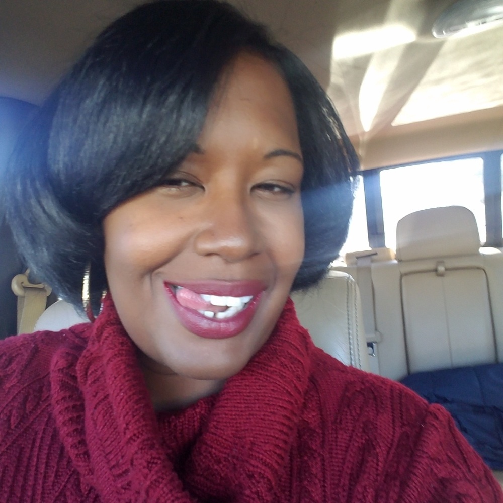 Meet your Posher, Crystal